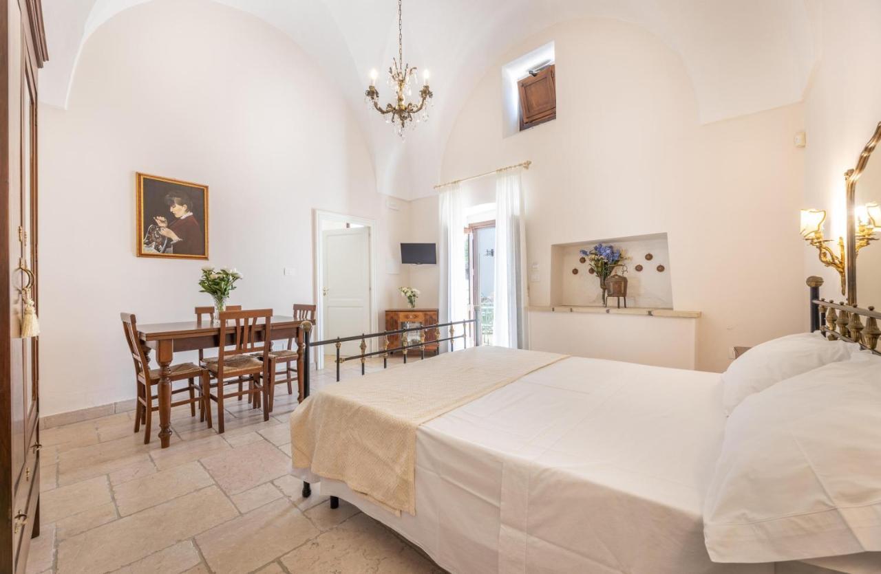 הוילה ראקאלה Courtyard With Pool מראה חיצוני תמונה